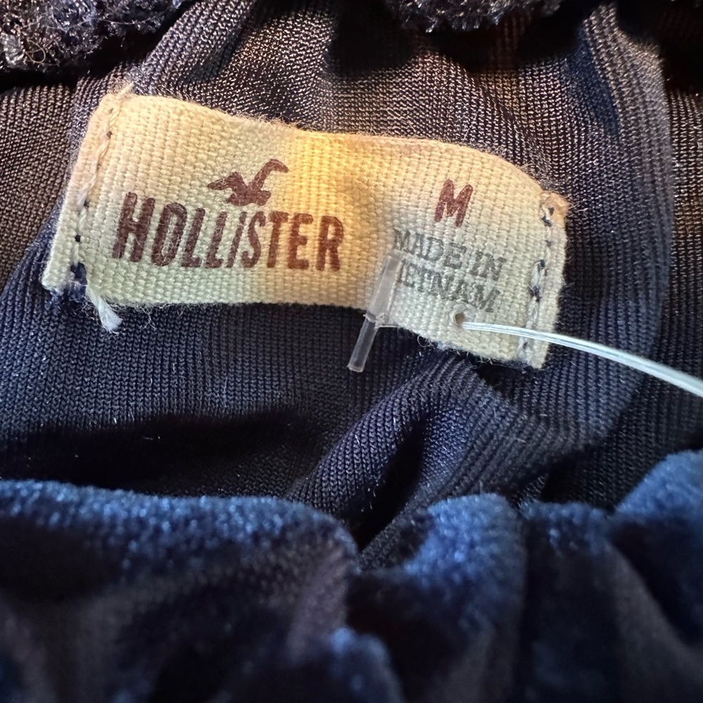 Hollister Midnight Blue Velvet Burnout Off Shoulder Peasant Blouse NWT Medium - Picture 5 of 12